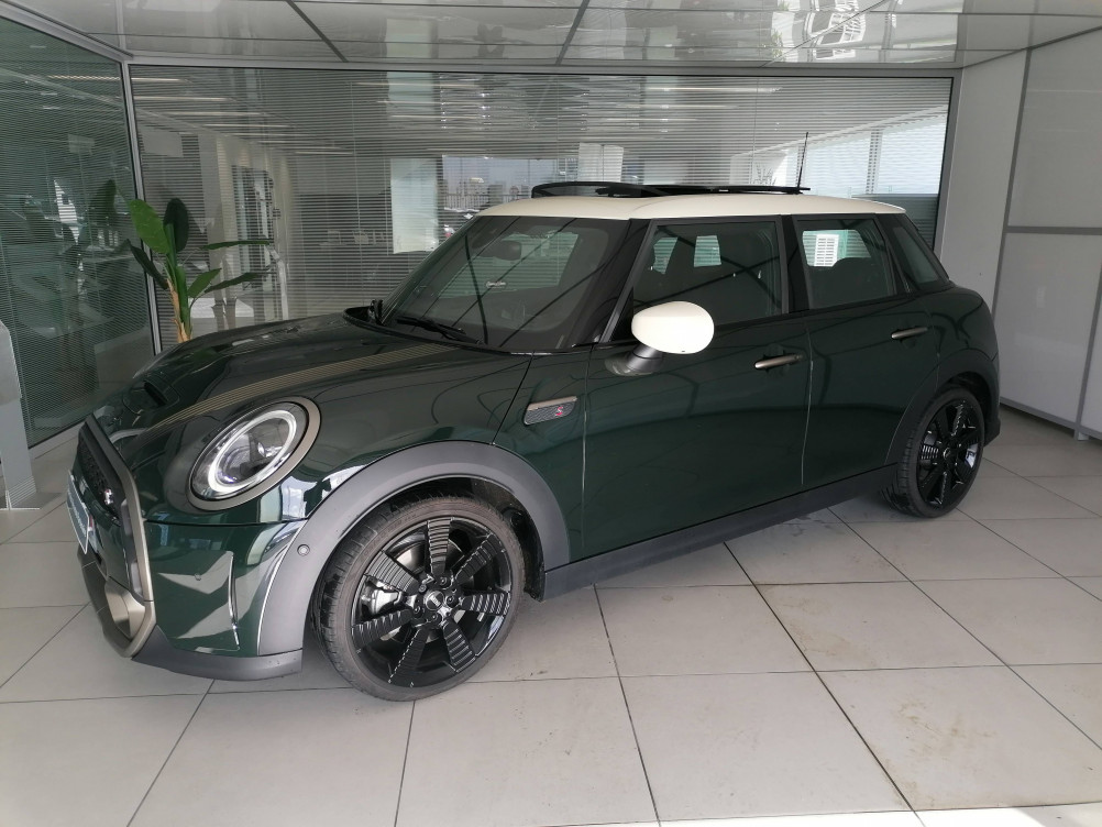 Acheter Mini Mini Hatch 5 Portes Cooper S 178 ch DKG7 Edition Resolute Plus 5p occasion dans les concessions du Groupe Faurie