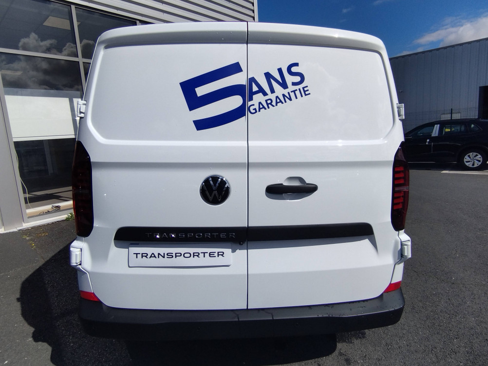 Acheter Volkswagen Transporter fourgon T7 TRANSPORTER VAN L1H1 2.0 TDI 150 BVA8 BUSINESS 4p neuf dans les concessions du Groupe Faurie