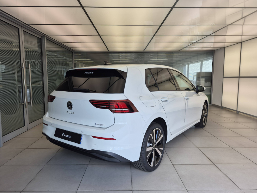 Acheter Volkswagen Golf Golf 1.5 eHybrid 204 DSG6 VW Edition 5p neuf dans les concessions du Groupe Faurie