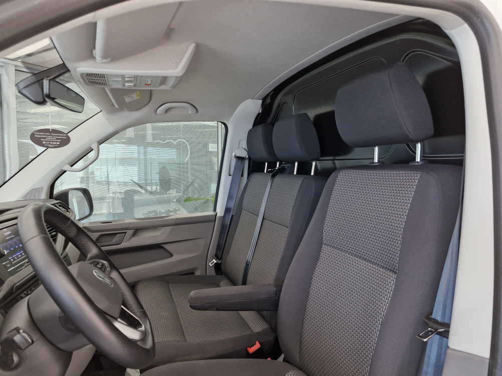 Acheter Volkswagen Transporter Fourgon T6 TRANSPORTER 6.1 VAN L1H1 2.0 TDI 150 DSG7 BUSINESS 4p occasion dans les concessions du Groupe Faurie