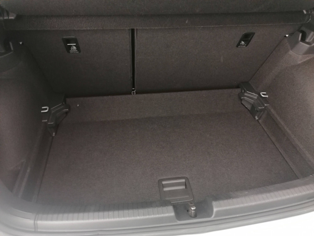 Acheter Volkswagen Polo Polo 1.0 TSI 95 S&S DSG7 R-Line 5p occasion dans les concessions du Groupe Faurie