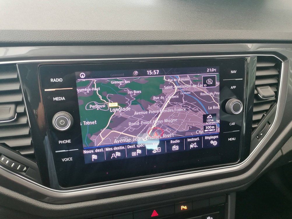 Acheter Volkswagen T-Roc T-Roc 1.0 TSI 115 Start/Stop BVM6 IQ.Drive 5p occasion dans les concessions du Groupe Faurie