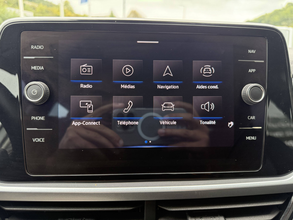 Acheter Volkswagen T-Roc T-Roc 1.0 TSI 110 Start/Stop BVM6 Life 5p occasion dans les concessions du Groupe Faurie