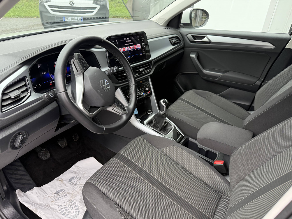 Acheter Volkswagen T-Roc T-Roc 1.0 TSI 110 Start/Stop BVM6 Life 5p occasion dans les concessions du Groupe Faurie