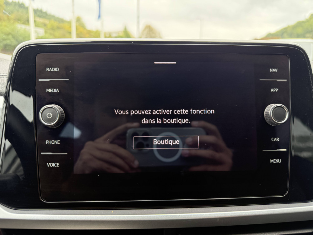 Acheter Volkswagen T-Roc T-Roc 1.0 TSI 110 Start/Stop BVM6 Life 5p occasion dans les concessions du Groupe Faurie