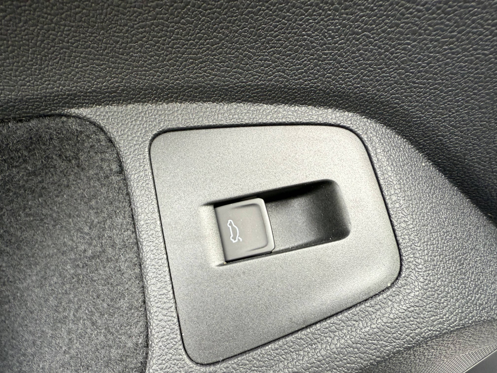 Acheter Volkswagen Tiguan Tiguan 2.0 TDI 150ch DSG7 R-Line Exclusive 5p occasion dans les concessions du Groupe Faurie