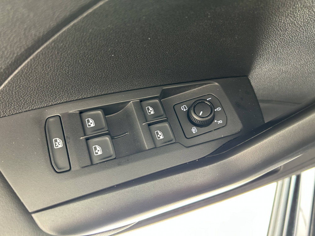 Acheter Volkswagen T-Cross T-Cross 1.0 TSI 116 Start/Stop DSG7 VW Edition 5p occasion dans les concessions du Groupe Faurie