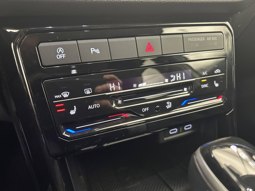 Acheter Volkswagen T-Cross T-Cross 1.0 TSI 110 Start/Stop DSG7 Carat 5p occasion dans les concessions du Groupe Faurie