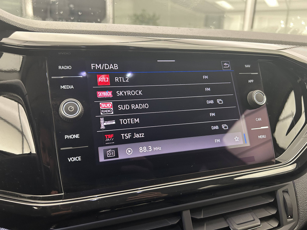 Acheter Volkswagen T-Cross T-Cross 1.0 TSI 110 Start/Stop DSG7 Carat 5p occasion dans les concessions du Groupe Faurie