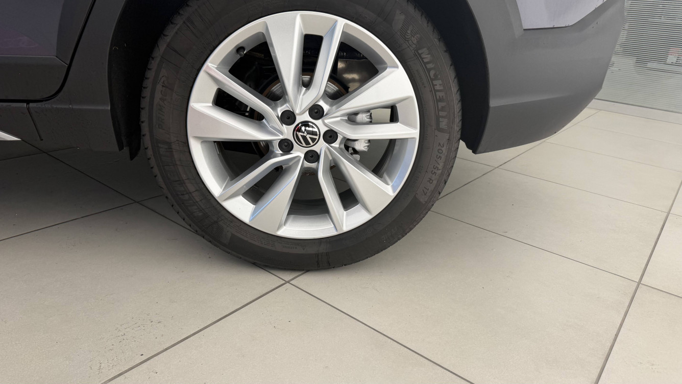 Acheter Volkswagen Taigo Taigo 1.0 TSI 110 DSG7 VW Edition 5p occasion dans les concessions du Groupe Faurie