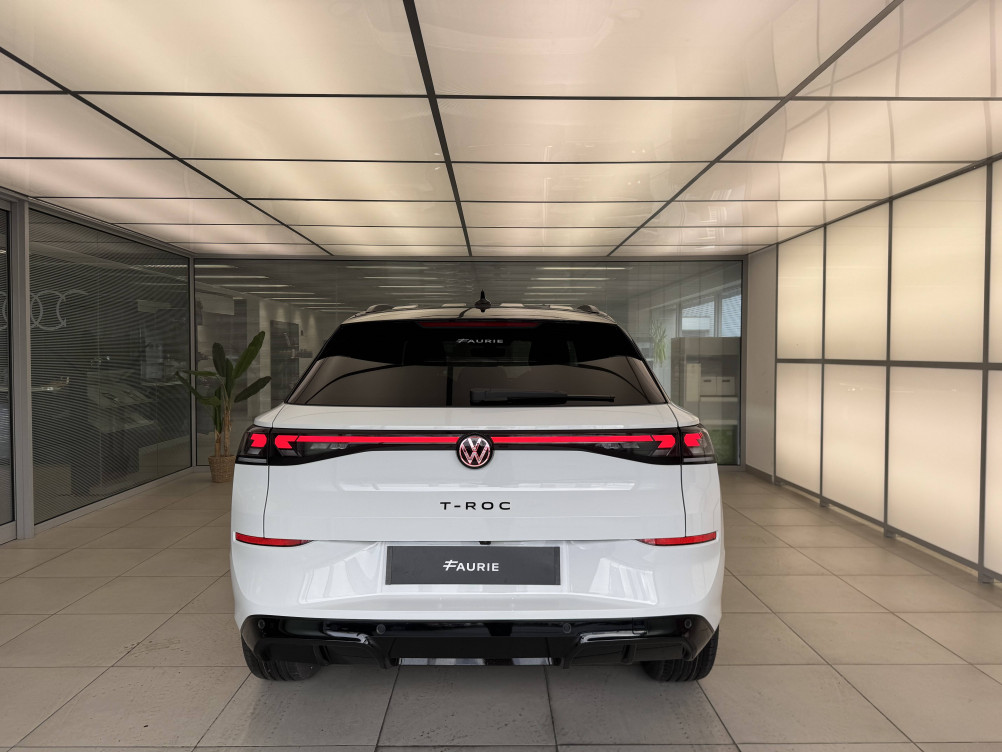 Acheter Volkswagen T-Roc T-Roc 1.5 eTSI EVO2 Hybrid 150 ch DSG7 R-Line 5p neuf dans les concessions du Groupe Faurie