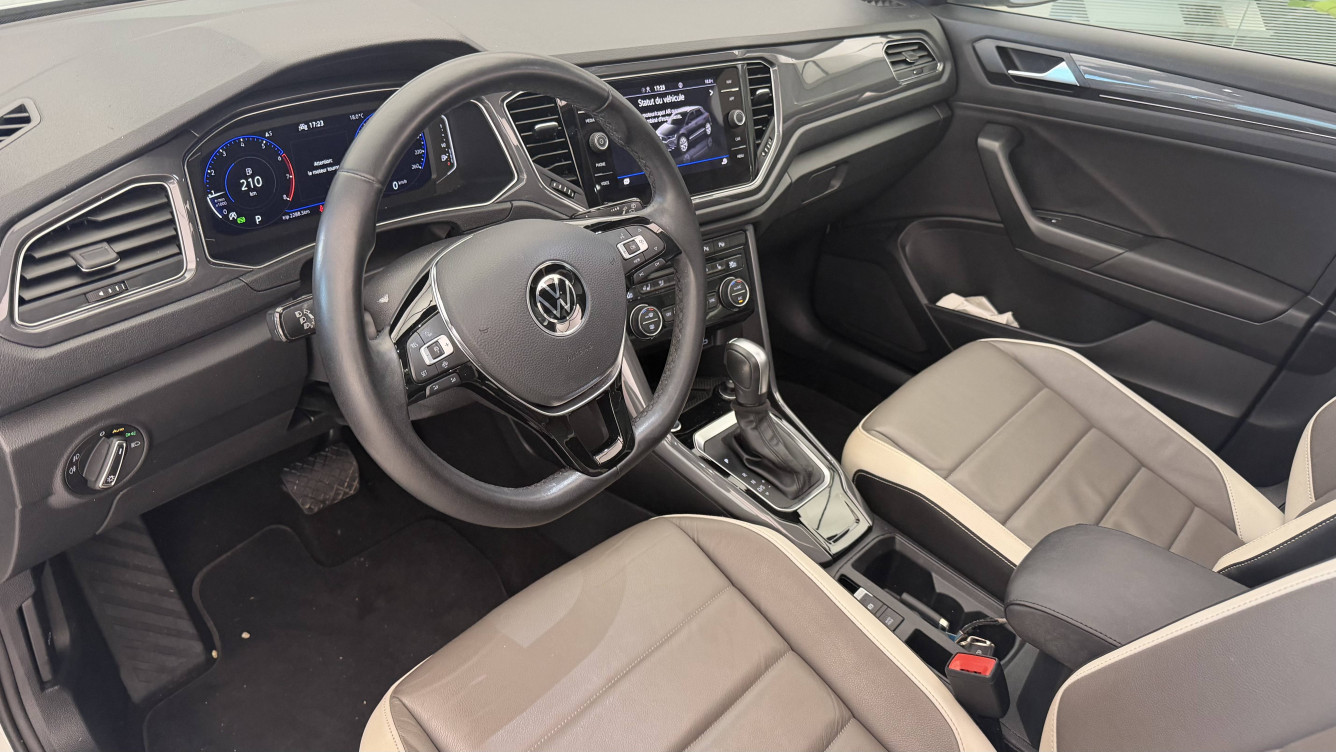 Acheter Volkswagen T-Roc T-Roc 1.5 TSI 150 EVO Start/Stop DSG7 Carat Exclusive 5p occasion dans les concessions du Groupe Faurie