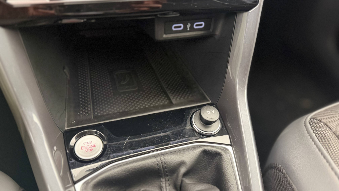 Acheter Volkswagen T-Cross T-Cross 1.0 TSI 116 Start/Stop DSG7 R-Line Edition 5p occasion dans les concessions du Groupe Faurie