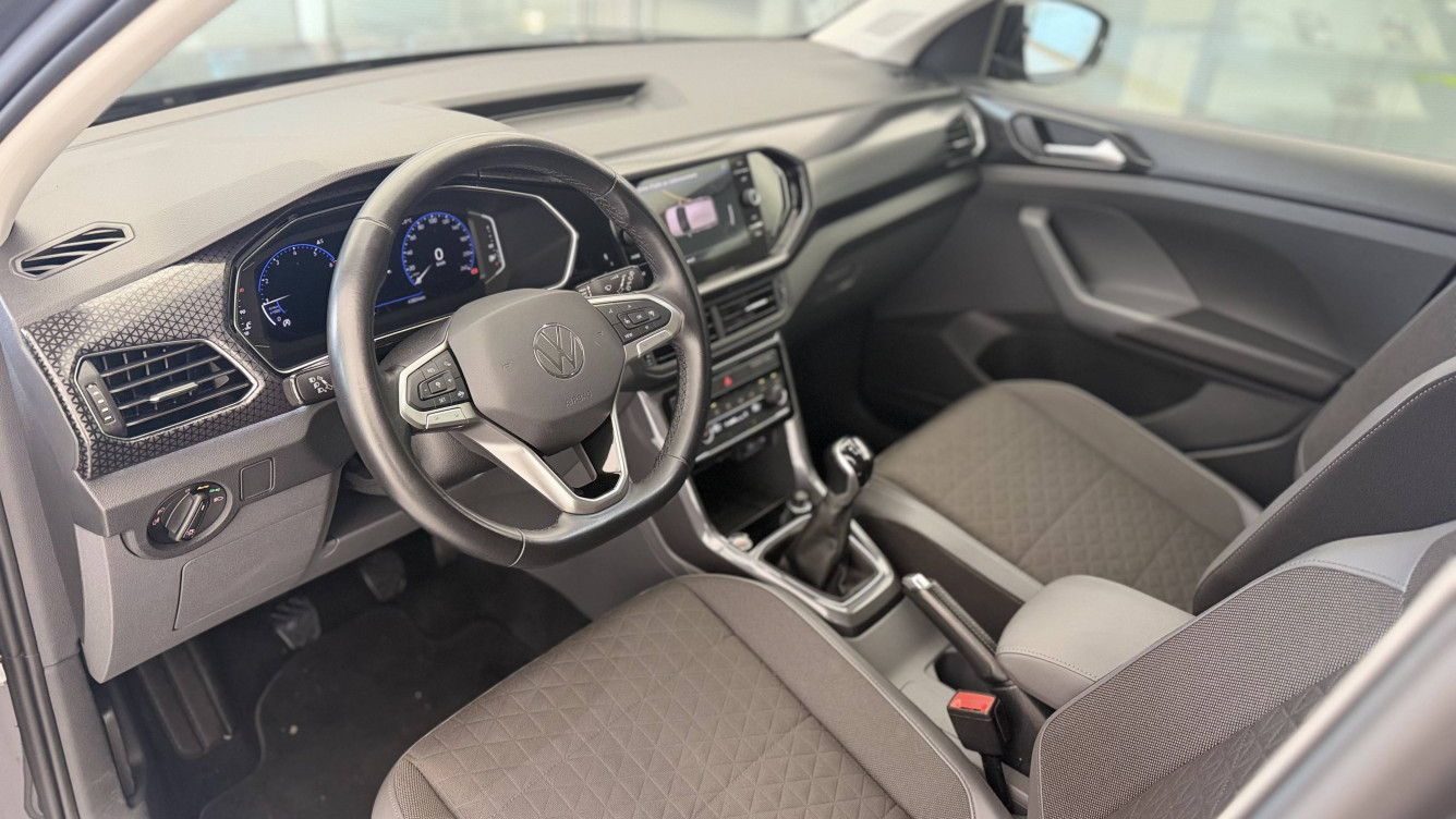 Acheter Volkswagen T-Cross T-Cross 1.0 TSI 116 Start/Stop DSG7 R-Line Edition 5p occasion dans les concessions du Groupe Faurie