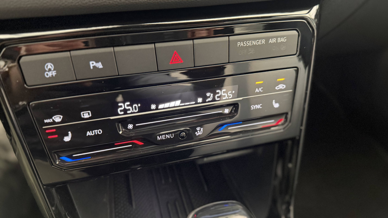 Acheter Volkswagen T-Cross T-Cross 1.0 TSI 116 Start/Stop DSG7 R-Line Edition 5p occasion dans les concessions du Groupe Faurie