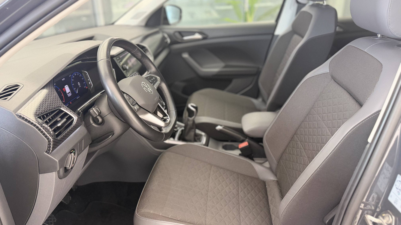 Acheter Volkswagen T-Cross T-Cross 1.0 TSI 116 Start/Stop DSG7 R-Line Edition 5p occasion dans les concessions du Groupe Faurie