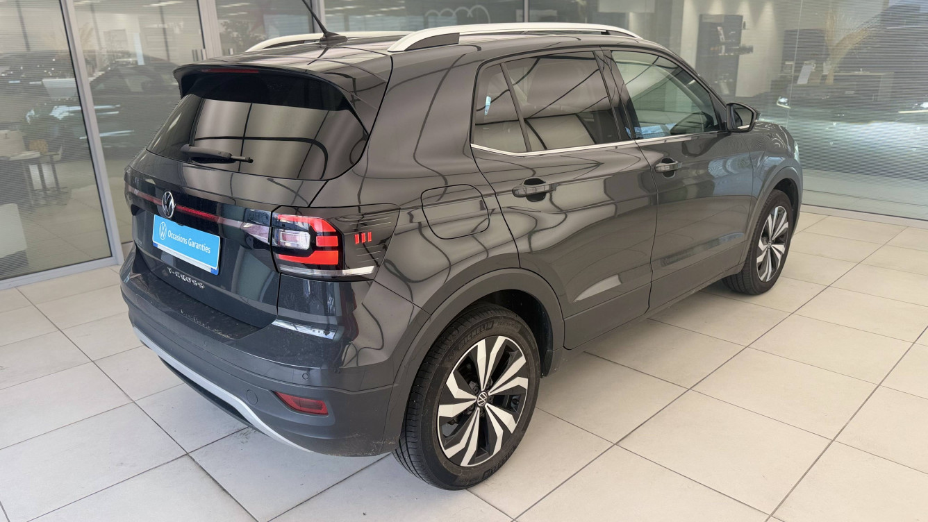 Acheter Volkswagen T-Cross T-Cross 1.0 TSI 116 Start/Stop DSG7 R-Line Edition 5p occasion dans les concessions du Groupe Faurie