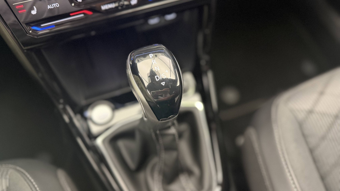 Acheter Volkswagen T-Cross T-Cross 1.0 TSI 116 Start/Stop DSG7 R-Line Edition 5p occasion dans les concessions du Groupe Faurie