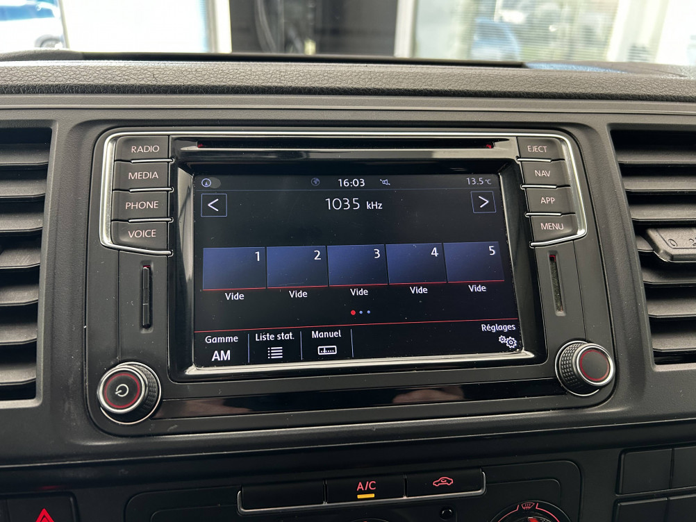 Acheter Volkswagen Transporter Fourgon T6 TRANSPORTER 6.1 VAN L1H1 2.0 TDI 150 DSG7 BUSINESS LINE 4p occasion dans les concessions du Groupe Faurie