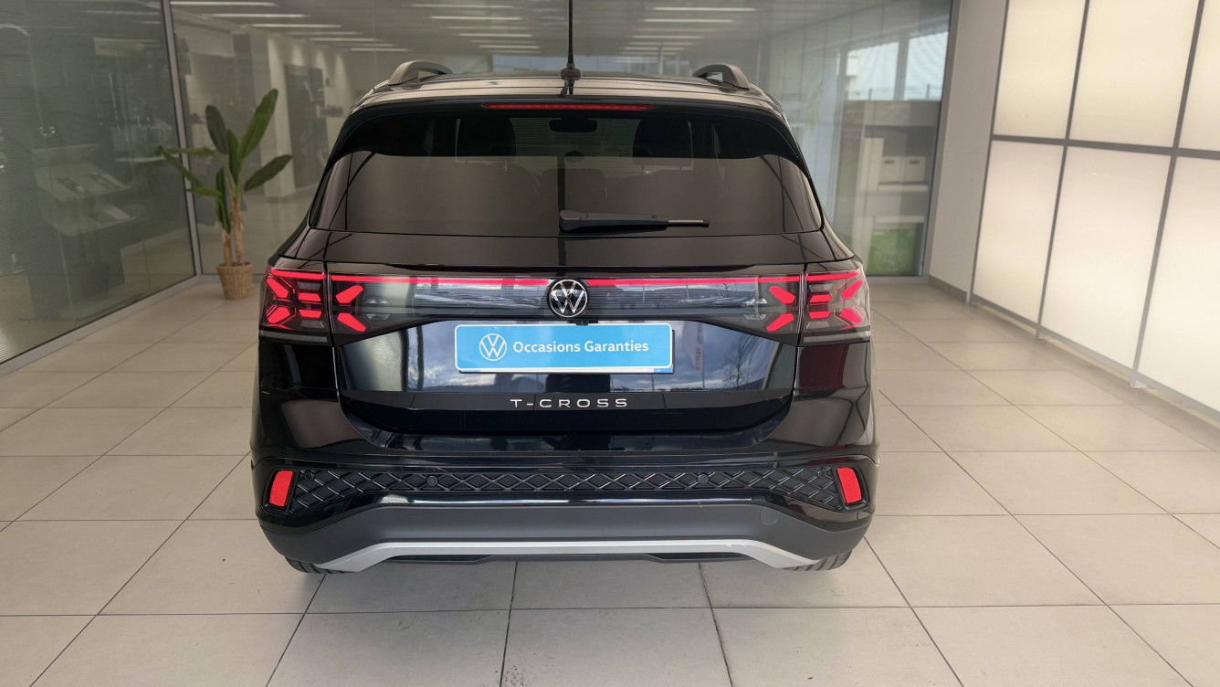 Acheter Volkswagen T-Cross T-Cross 1.0 TSI 116 Start/Stop DSG7 R-Line Edition 5p occasion dans les concessions du Groupe Faurie