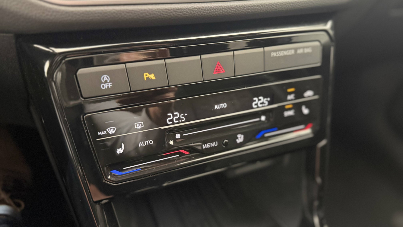 Acheter Volkswagen T-Cross T-Cross 1.0 TSI 116 Start/Stop DSG7 R-Line Edition 5p occasion dans les concessions du Groupe Faurie