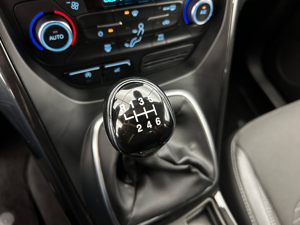 Acheter Ford Kuga Kuga 2.0 TDCi 150 S&S 4x2 BVM6 Titanium 5p occasion dans les concessions du Groupe Faurie