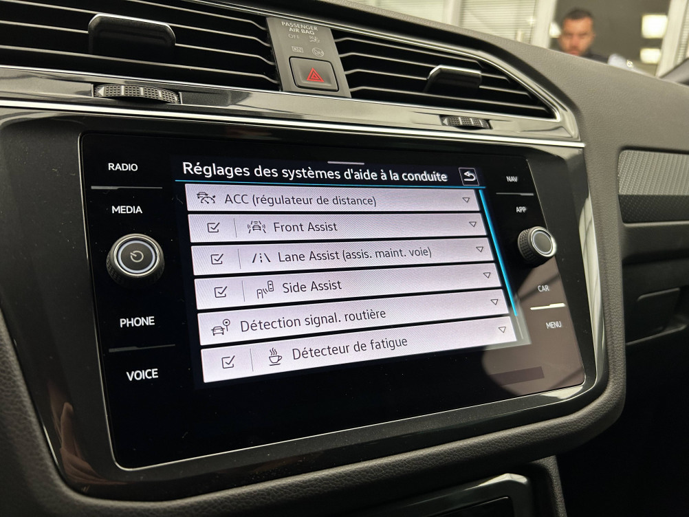 Acheter Volkswagen Tiguan Tiguan 2.0 TDI 150ch DSG7 R-Line 5p occasion dans les concessions du Groupe Faurie