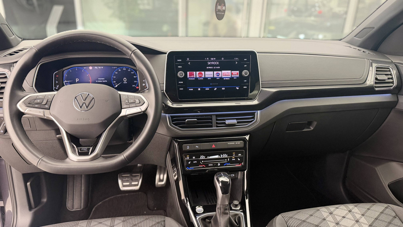 Acheter Volkswagen T-Cross T-Cross 1.0 TSI 116 Start/Stop DSG7 R-Line Edition 5p occasion dans les concessions du Groupe Faurie