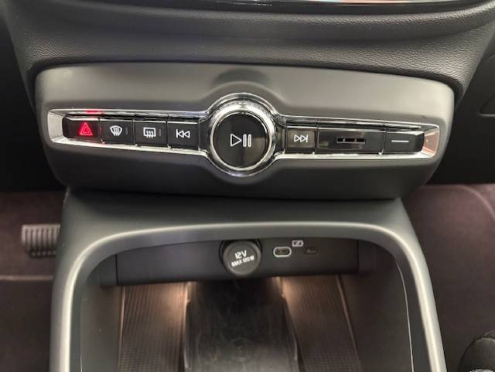 Acheter Volvo XC40 XC40 B3 163 ch DCT7 Ultimate 5p occasion dans les concessions du Groupe Faurie