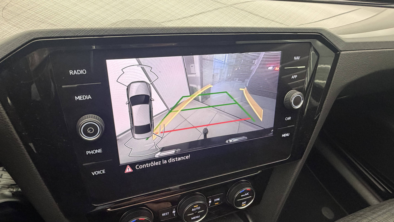 Acheter Volkswagen Passat Passat 1.6 TDI 120 DSG7 Business 4p occasion dans les concessions du Groupe Faurie