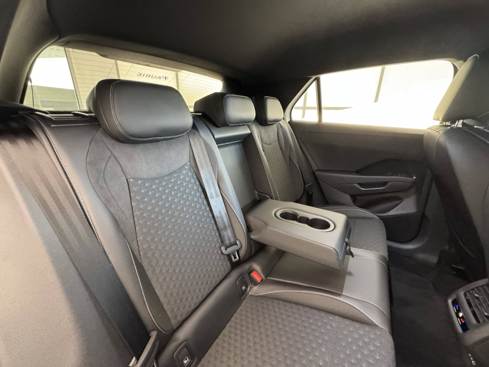 Acheter Volkswagen T-Roc T-Roc 1.5 eTSI EVO2 Hybrid 150 ch DSG7 R-Line 5p neuf dans les concessions du Groupe Faurie