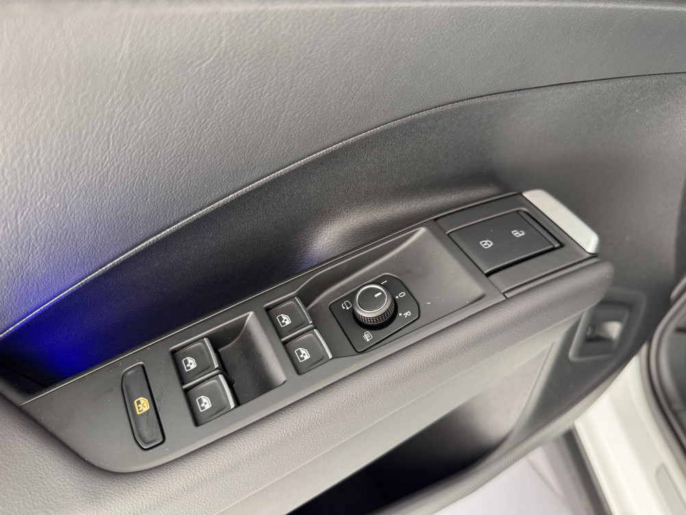 Acheter Volkswagen T-Roc T-Roc 1.5 eTSI EVO2 Hybrid 150 ch DSG7 R-Line 5p neuf dans les concessions du Groupe Faurie