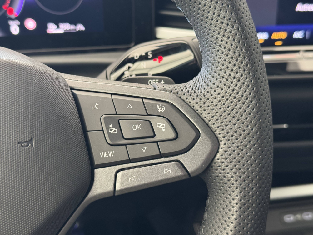 Acheter Volkswagen T-Roc T-Roc 1.5 eTSI EVO2 Hybrid 150 ch DSG7 R-Line 5p neuf dans les concessions du Groupe Faurie