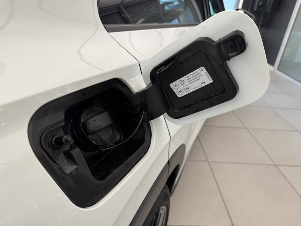 Acheter Volkswagen T-Roc T-Roc 1.5 eTSI EVO2 Hybrid 150 ch DSG7 R-Line 5p neuf dans les concessions du Groupe Faurie