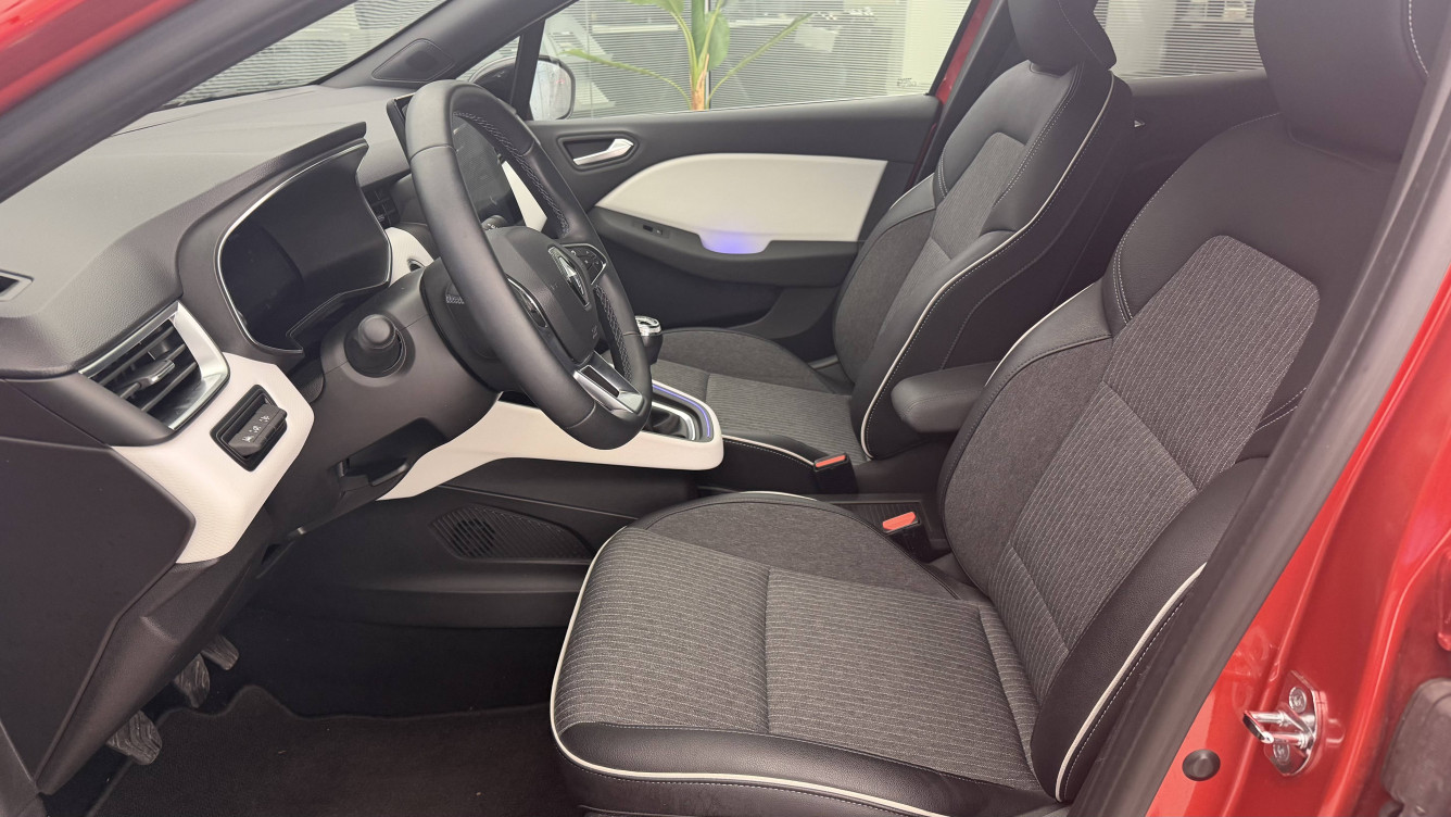 Acheter Renault Clio 5 Clio TCe 90 - 21N Intens 5p occasion dans les concessions du Groupe Faurie