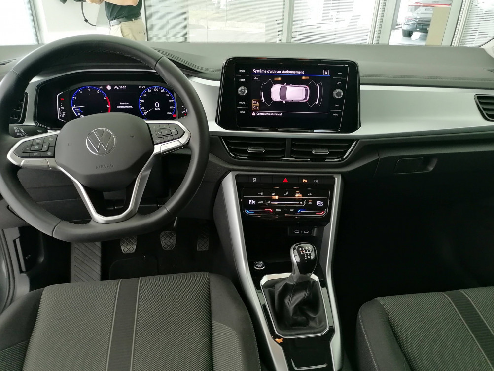 Acheter Volkswagen T-Roc T-Roc 1.0 TSI 110 Start/Stop BVM6 Life Plus 5p occasion dans les concessions du Groupe Faurie