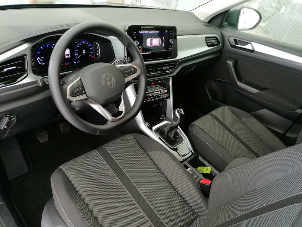 Acheter Volkswagen T-Roc T-Roc 1.0 TSI 110 Start/Stop BVM6 Life Plus 5p occasion dans les concessions du Groupe Faurie