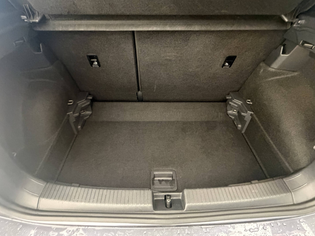 Acheter Volkswagen T-Cross T-Cross 1.0 TSI 116 Start/Stop DSG7 R-Line 5p occasion dans les concessions du Groupe Faurie