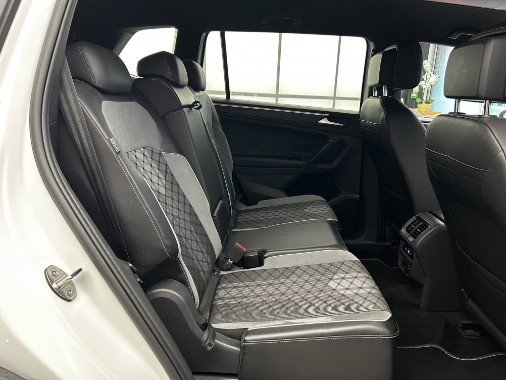 Acheter Volkswagen Tiguan Allspace Tiguan Allspace 2.0 TDI 150ch DSG7 R-Line 5p occasion dans les concessions du Groupe Faurie