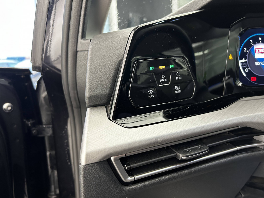 Acheter Volkswagen Golf Golf 1.0 TSI OPF 110 BVM6 Life Business 5p occasion dans les concessions du Groupe Faurie