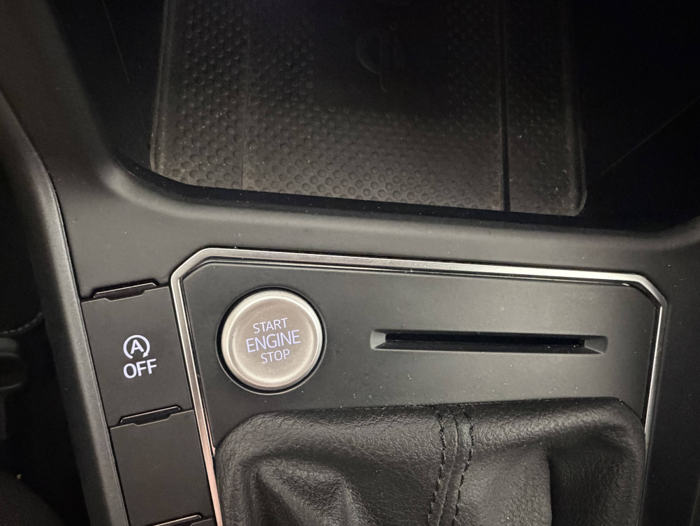 Acheter Volkswagen Taigo Taigo 1.0 TSI 110 DSG7 R-Line 5p occasion dans les concessions du Groupe Faurie