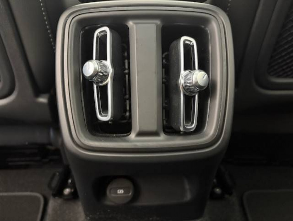 Acheter Volvo XC40 XC40 B3 163 ch DCT7 Ultimate 5p occasion dans les concessions du Groupe Faurie