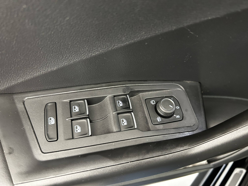 Acheter Volkswagen T-Roc T-Roc 1.5 TSI 150 EVO Start/Stop DSG7 R-Line 5p occasion dans les concessions du Groupe Faurie