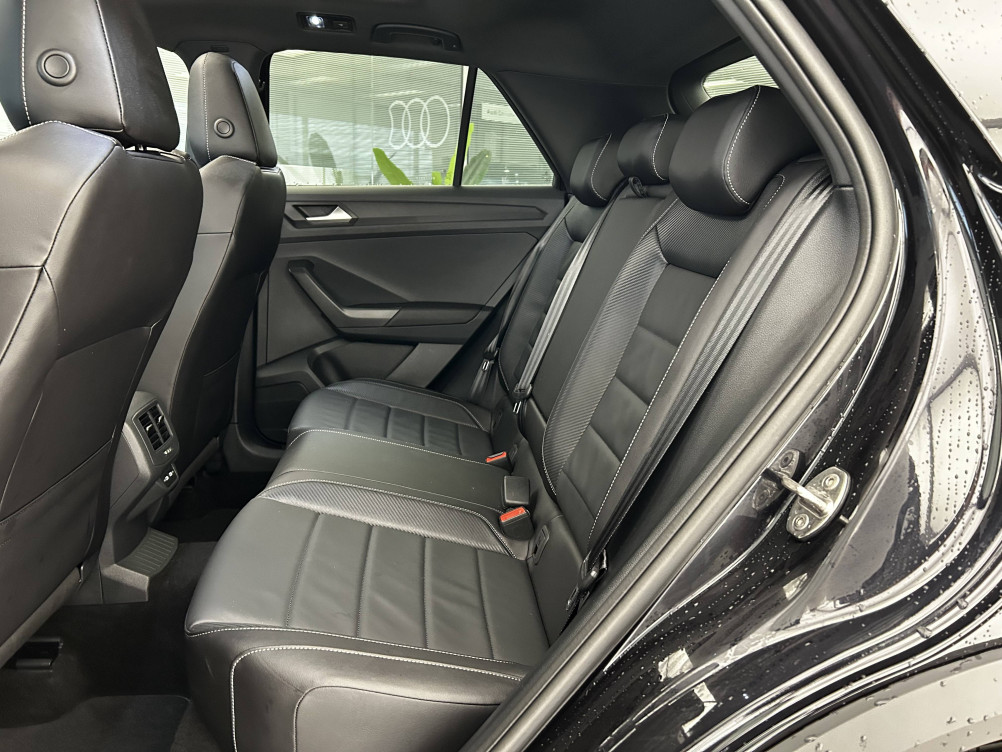 Acheter Volkswagen T-Roc T-Roc 1.5 TSI EVO 150 Start/Stop DSG7 R-Line 5p occasion dans les concessions du Groupe Faurie
