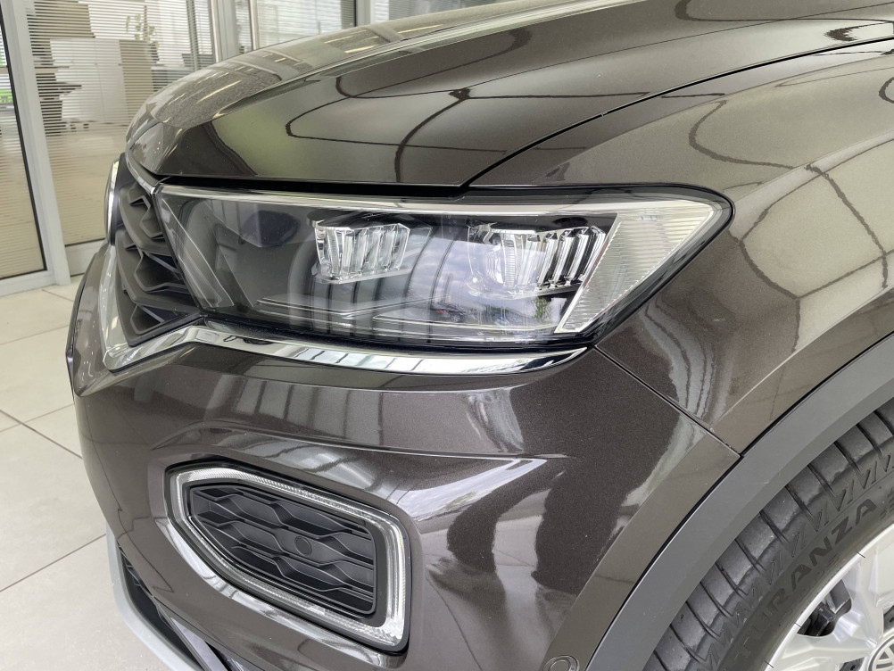 Acheter Volkswagen T-Roc T-Roc 1.5 TSI 150 EVO Start/Stop BVM6 Carat 5p occasion dans les concessions du Groupe Faurie