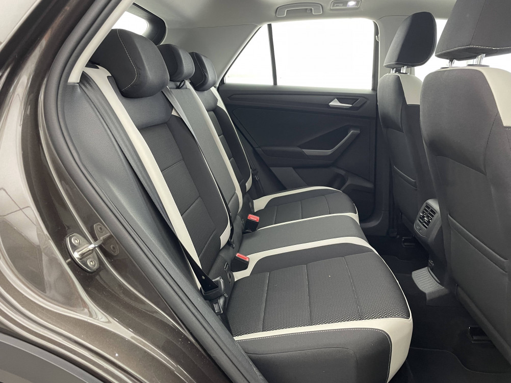 Acheter Volkswagen T-Roc T-Roc 1.5 TSI 150 EVO Start/Stop BVM6 Carat 5p occasion dans les concessions du Groupe Faurie