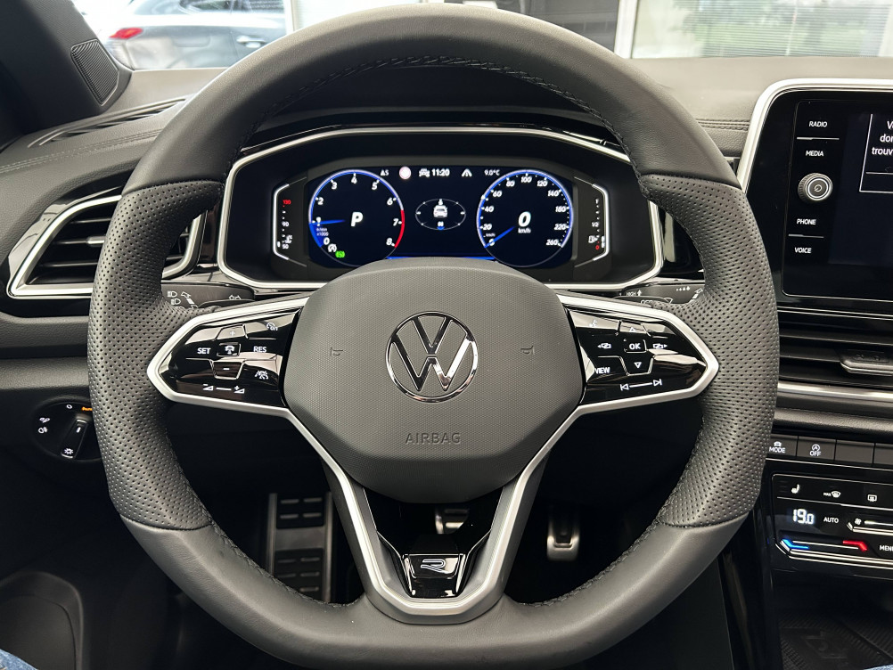 Acheter Volkswagen T-Roc T-Roc 1.5 TSI EVO 150 Start/Stop DSG7 R-Line 5p occasion dans les concessions du Groupe Faurie