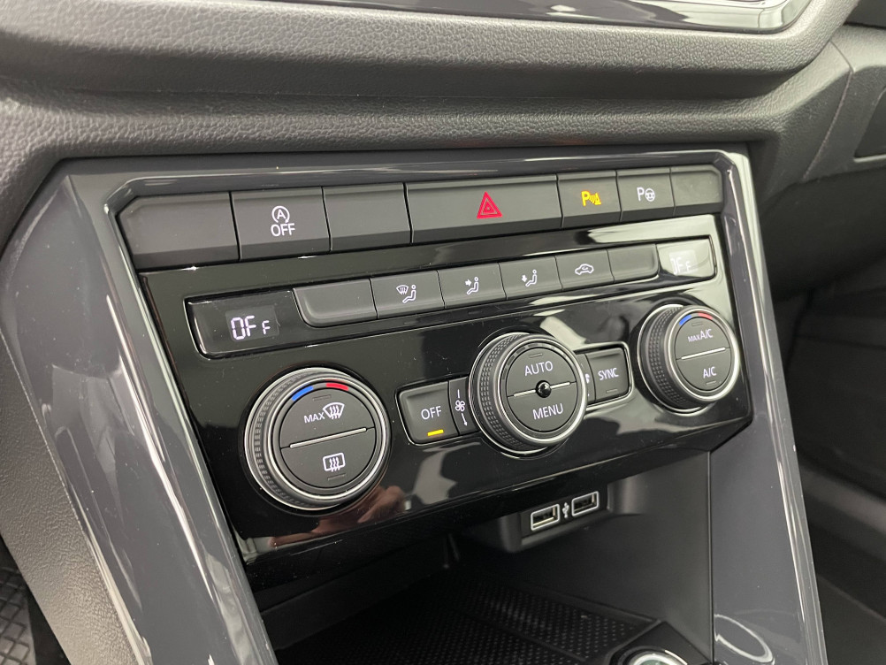 Acheter Volkswagen T-Roc T-Roc 1.5 TSI 150 EVO Start/Stop BVM6 Carat 5p occasion dans les concessions du Groupe Faurie