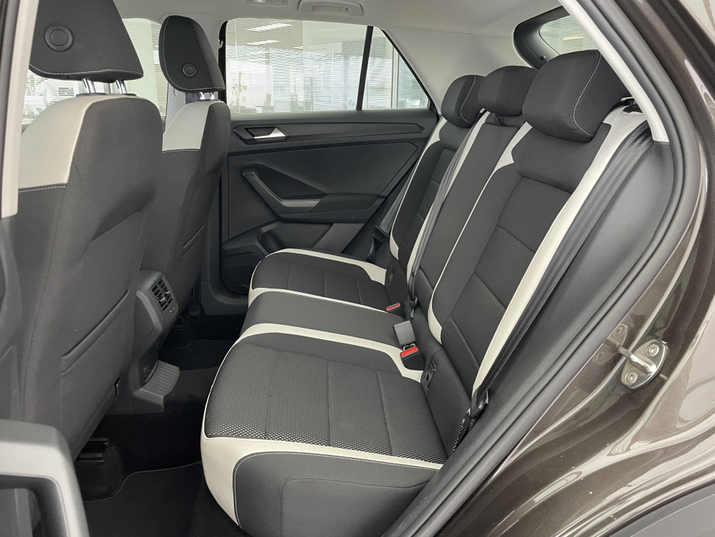 Acheter Volkswagen T-Roc T-Roc 1.5 TSI 150 EVO Start/Stop BVM6 Carat 5p occasion dans les concessions du Groupe Faurie