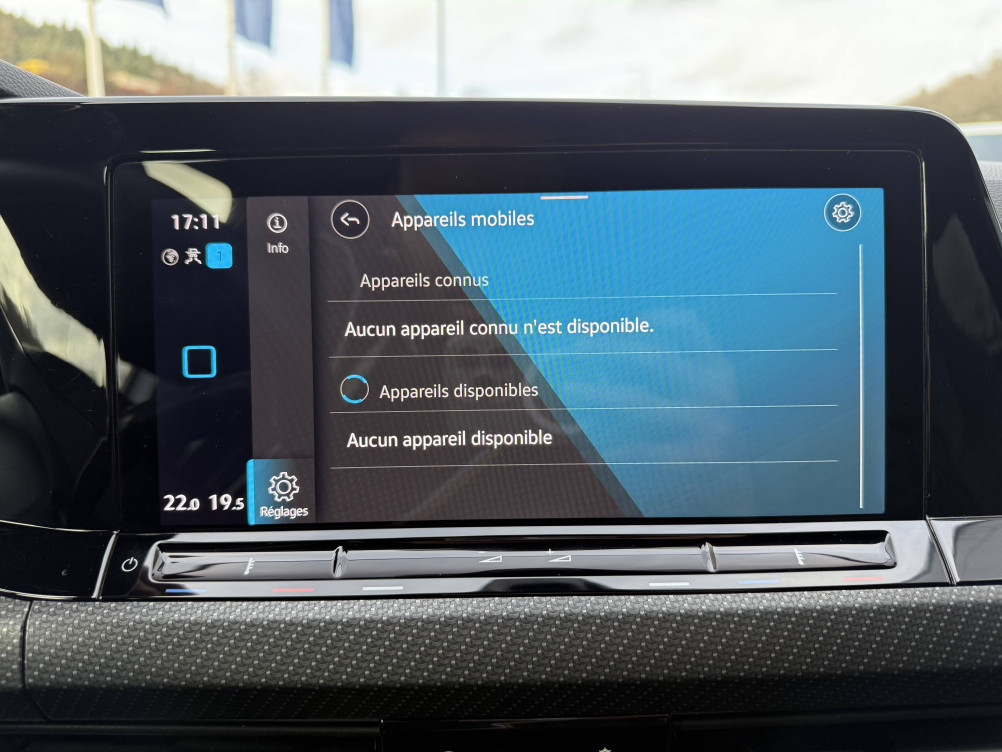 Acheter Volkswagen Golf Golf 1.5 eTSI OPF 130 DSG7 R-Line 5p occasion dans les concessions du Groupe Faurie